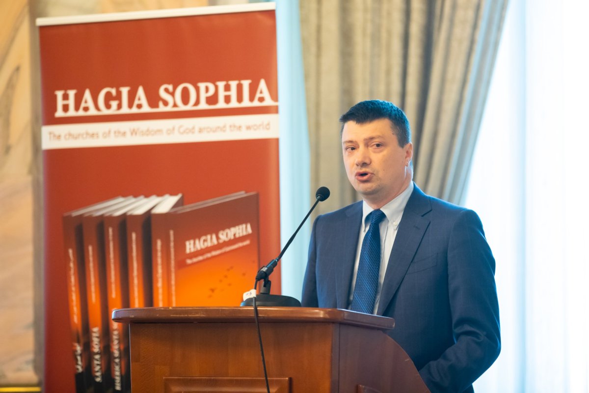 „Orice lăcaș al Înțelepciunii lui Dumnezeu este un spațiu sfințit închinat Domnului Iisus Hristos” 236900