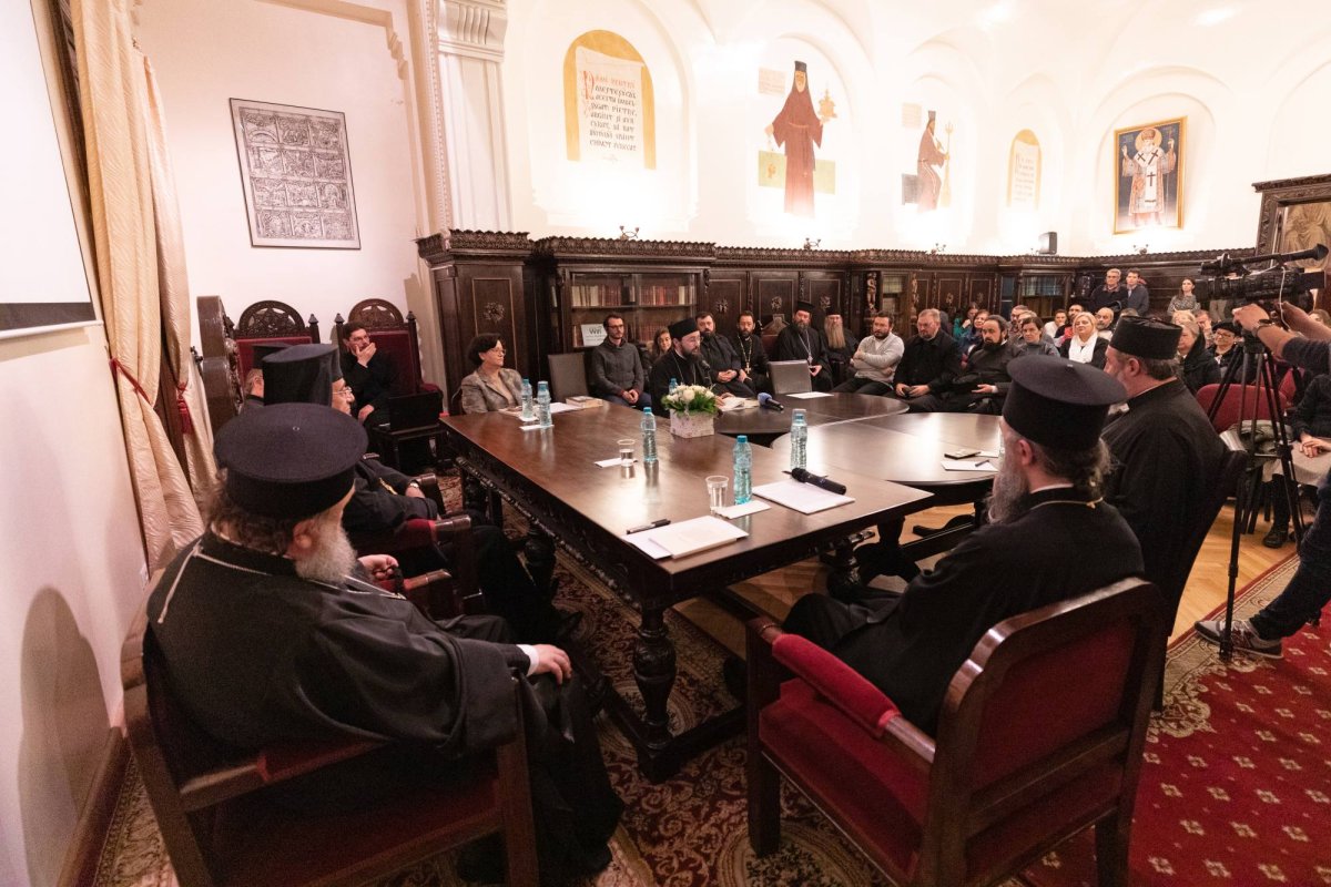 Seară duhovnicească dedicată părintelui Sofian Boghiu în Capitală 236868