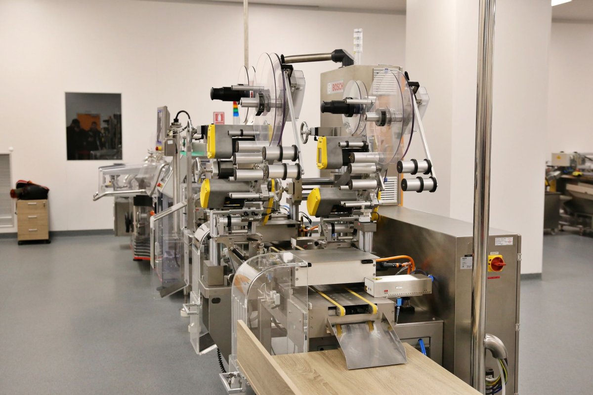 Sfințirea unui nou centru de producție Antibiotice Iași 237016