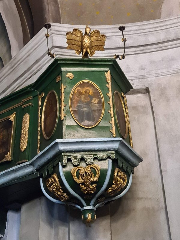 Biserica „Sfântul Nicolae”, centrul micii lumi a Darabanilor 236548