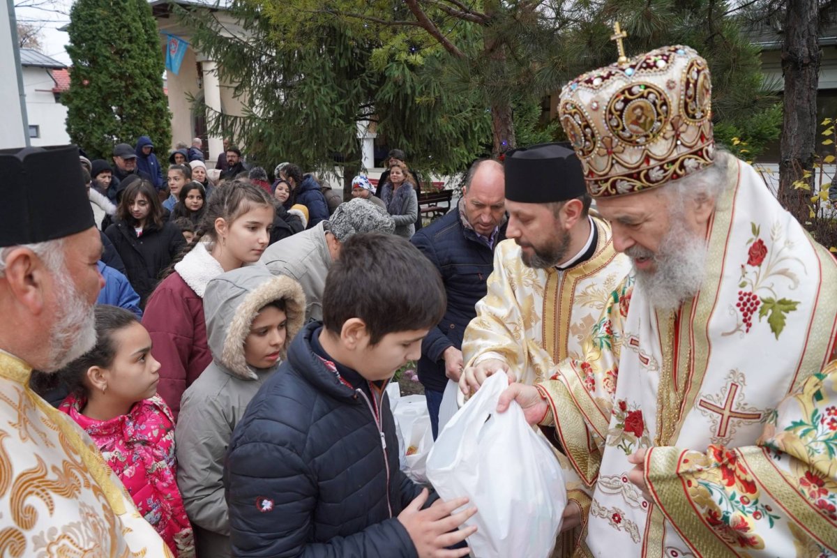 Biserica „Sfântul Spiridon” din Galați și-a cinstit ocrotitorul 237361