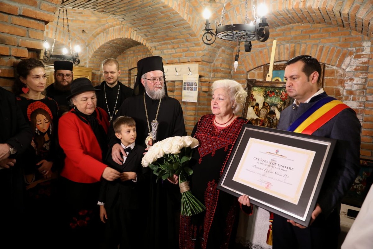 Slujire arhierească la Baia Mare 237335