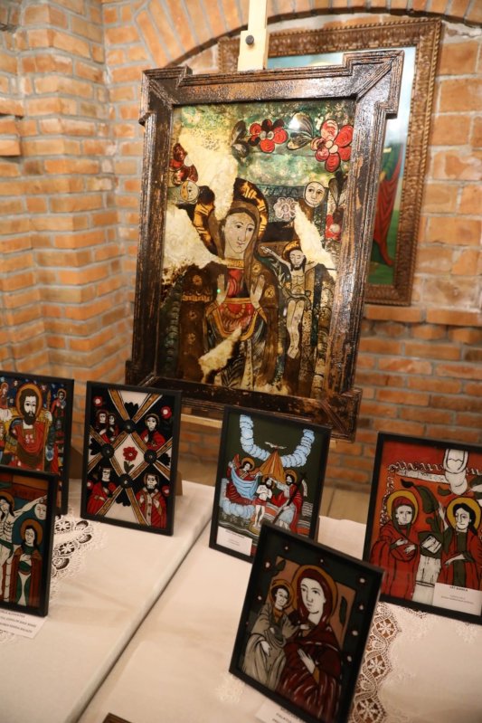 Slujire arhierească la Baia Mare 237337