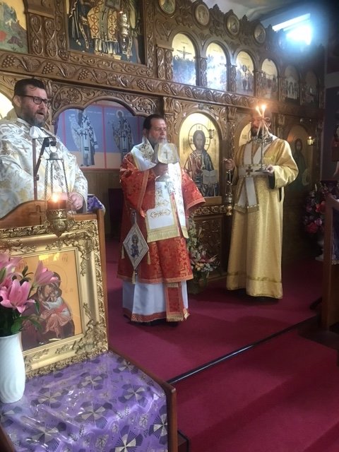 A fost sfinţită pictura Bisericii „Sfântul Nicolae” din Adelaide 237659