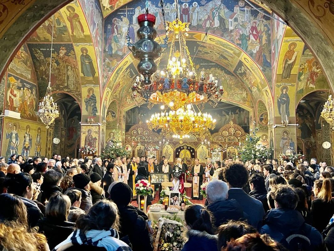 Sara Nukina a fost înmormântată 237895