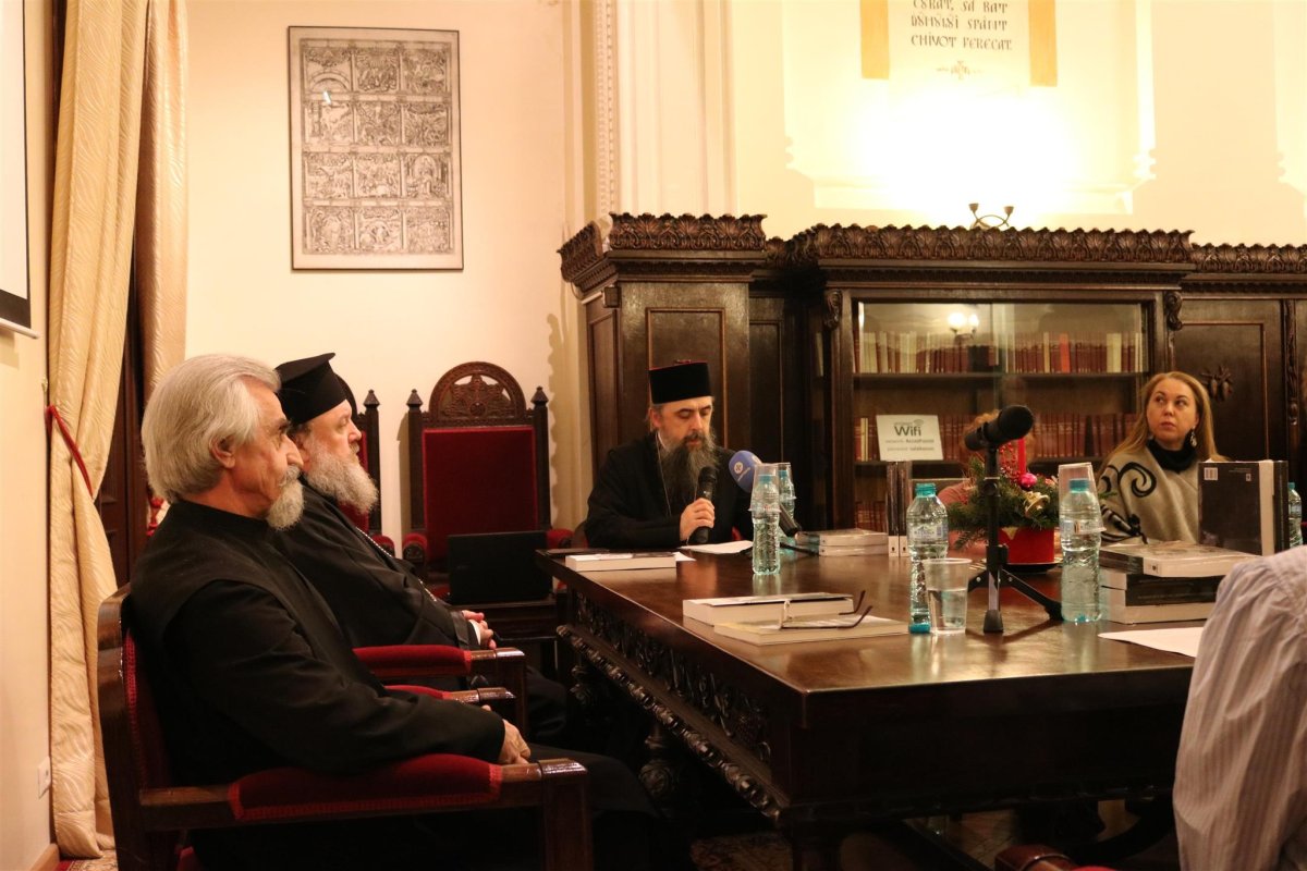 Volum comemorativ lansat la Biblioteca Sfântului Sinod 237910