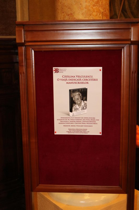 Volum comemorativ lansat la Biblioteca Sfântului Sinod 237911