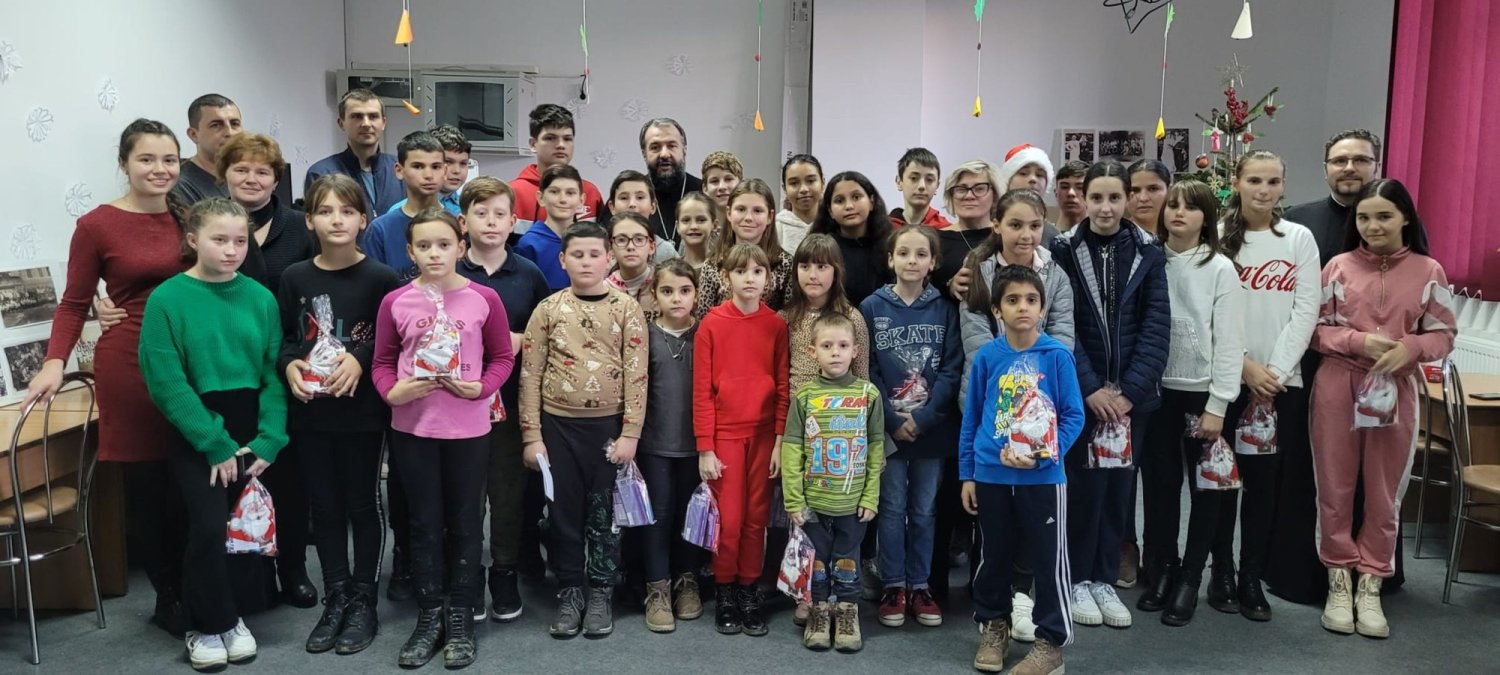 Evenimente bisericești și activități sociale în Eparhia Banatului Montan 238356