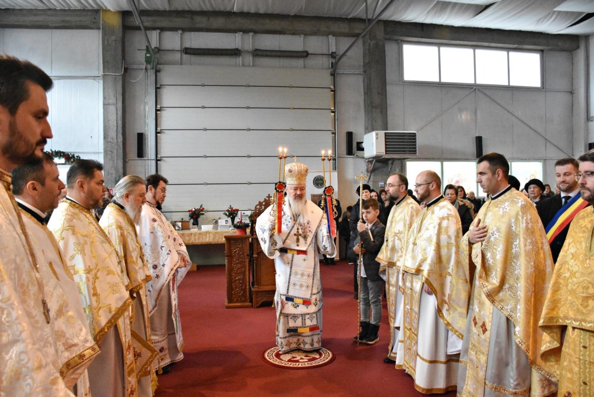 Hramul Parohiei „Sfântul Proroc Daniel” din localitatea clujeană Florești 238265