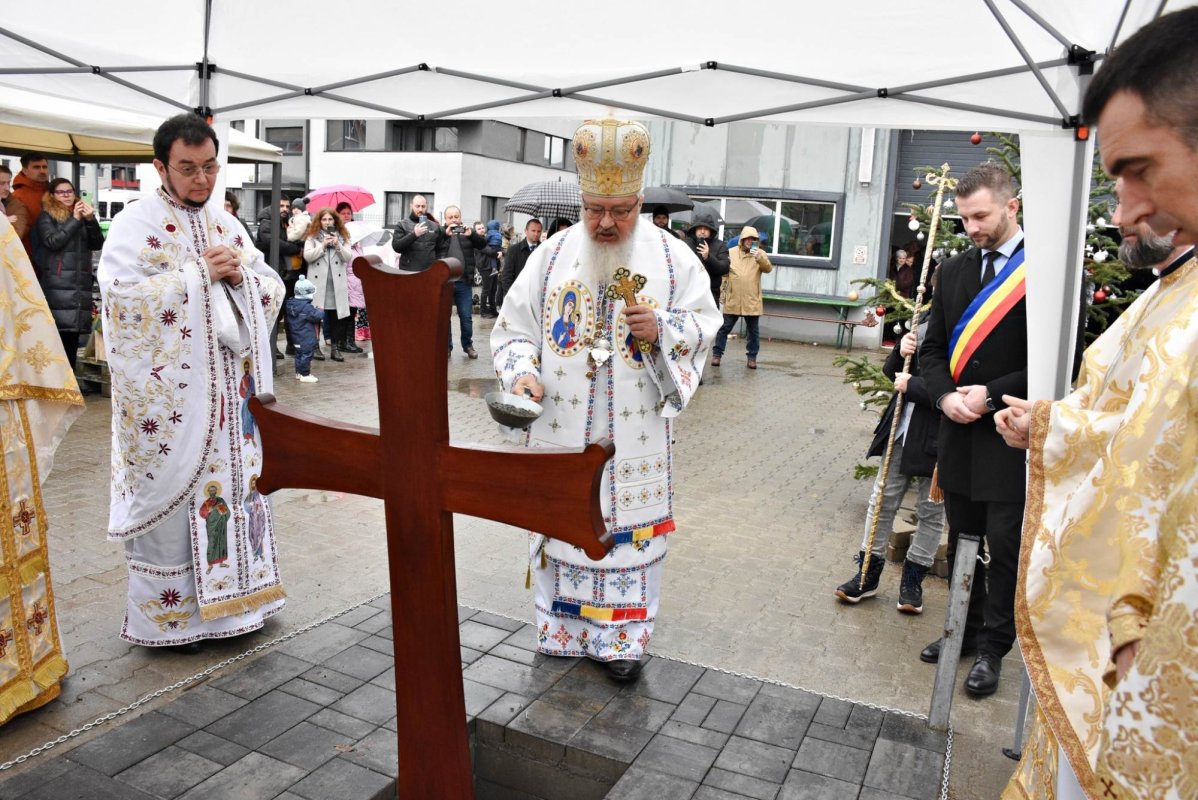 Hramul Parohiei „Sfântul Proroc Daniel” din localitatea clujeană Florești 238267