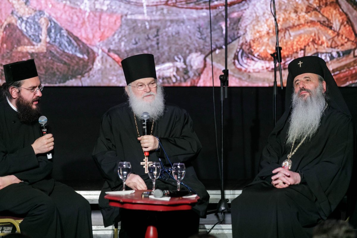 „Pacea sfântă pe pământ” a fost adusă la concertul anual de colinde al Mitropoliei Moldovei și Bucovinei 238295