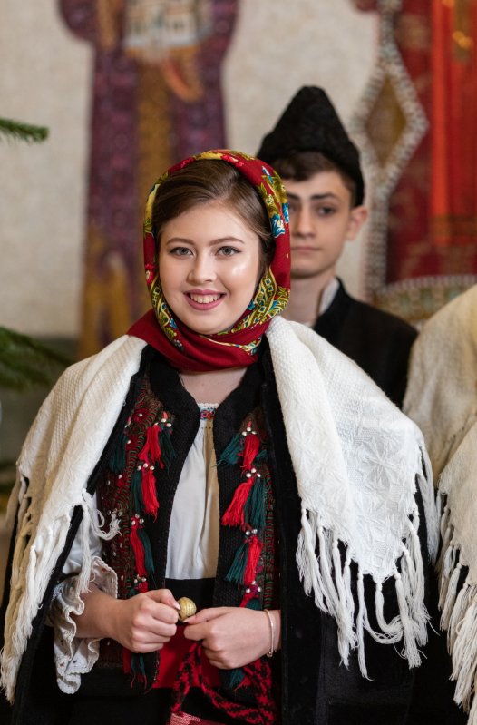 Primii colindători au sosit la Patriarhul României 238415