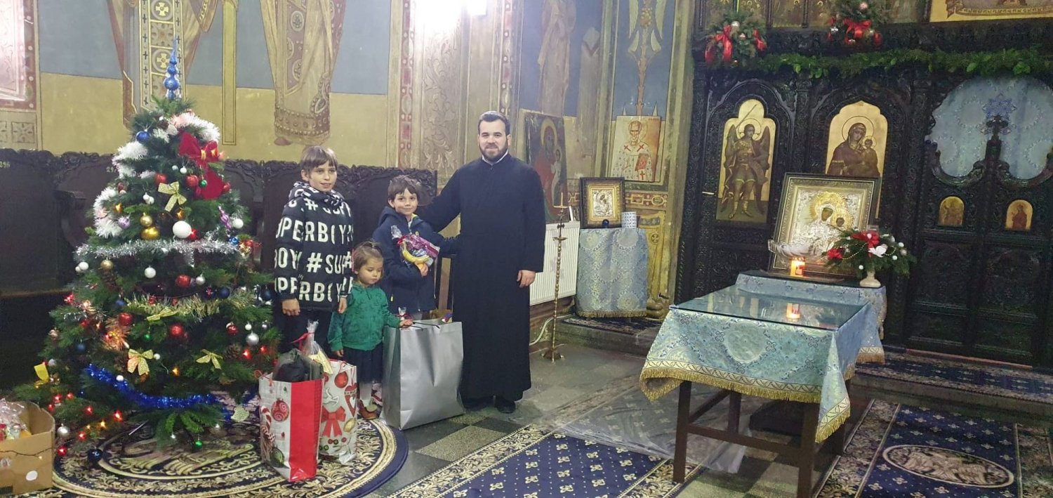 Bucuria colindelor la Parohia Lacu Turcului 238596