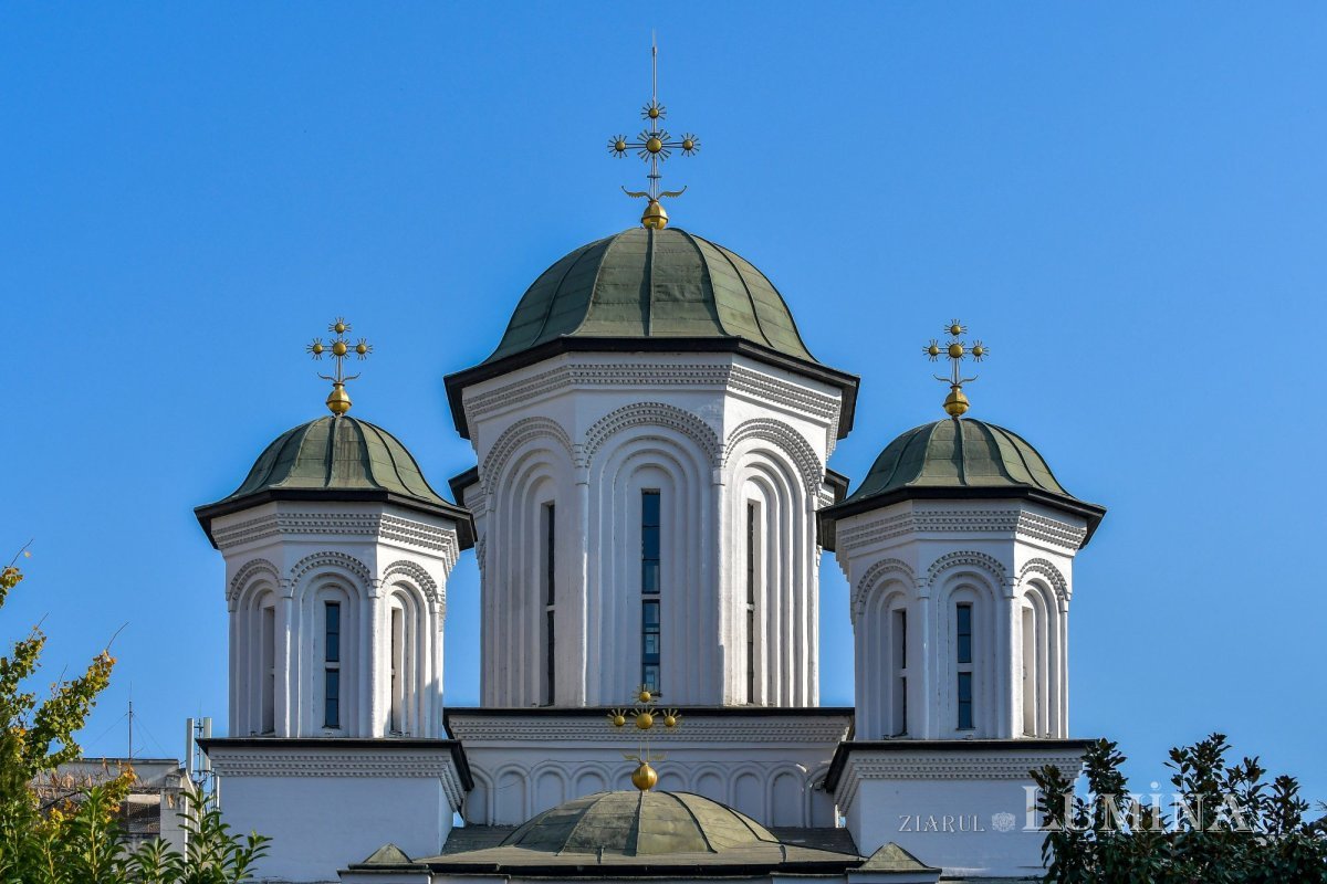 Cinstirea Sfântului Sfinţit Mucenic Ignatie Teoforul la Mănăstirea Radu Vodă 238599