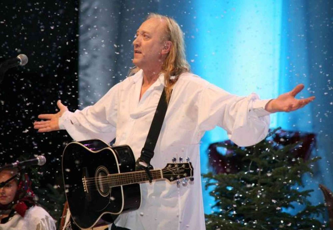 Petrece Crăciunul cu Hrușcă! 238460