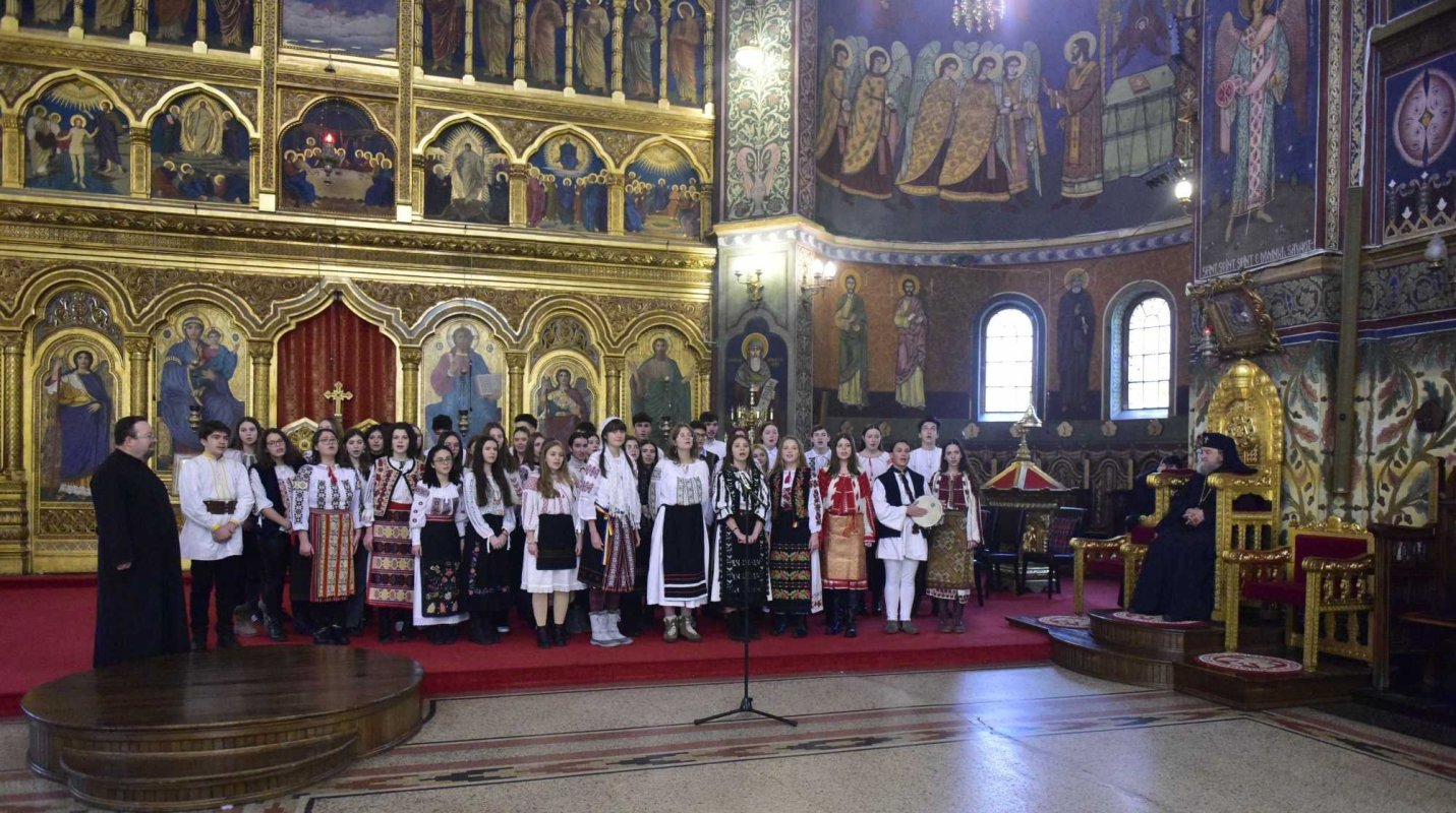 Colindători la Catedrala Mitropolitană din Sibiu 238744