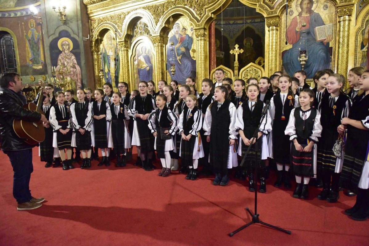 Colindători la Catedrala Mitropolitană din Sibiu 238750