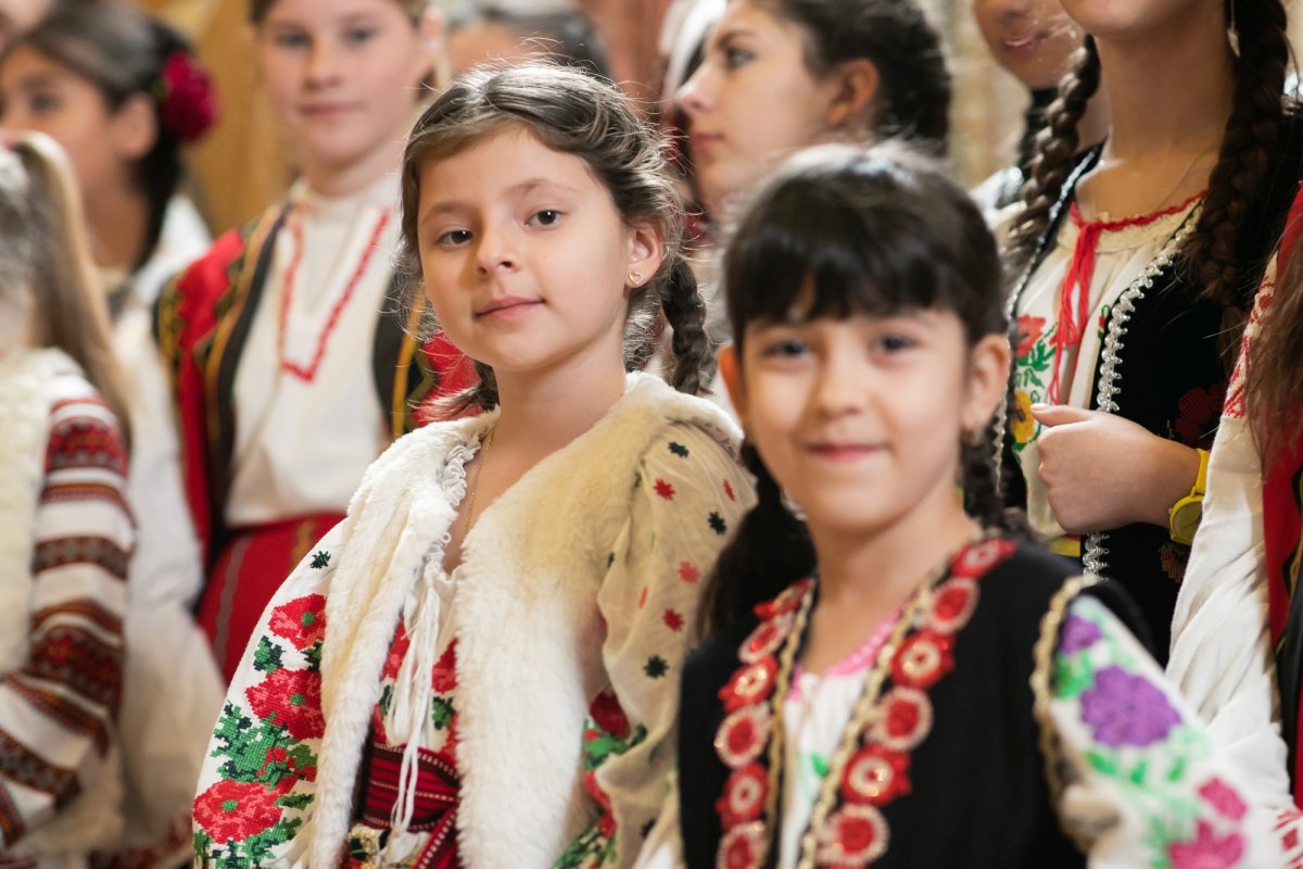 Naşterea Domnului vestită prin colinde la Reşedinţa Patriarhală 238882