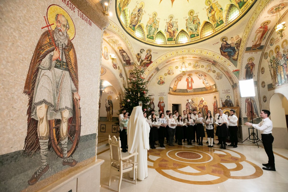 Naşterea Domnului vestită prin colinde la Reşedinţa Patriarhală 238930