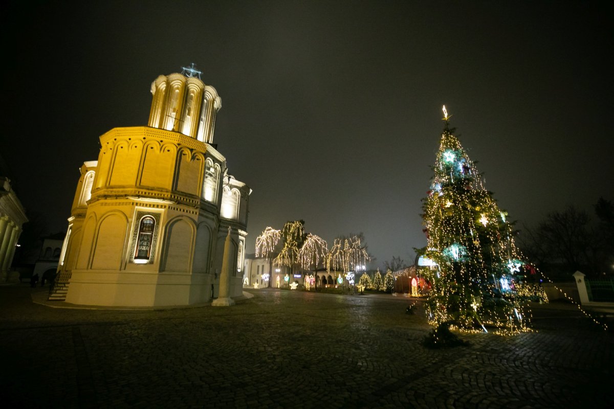 Naşterea Domnului vestită prin colinde la Reşedinţa Patriarhală 238937