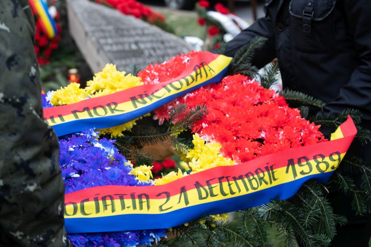 Popas de rugăciune și pomenire în Piața Universității 238764