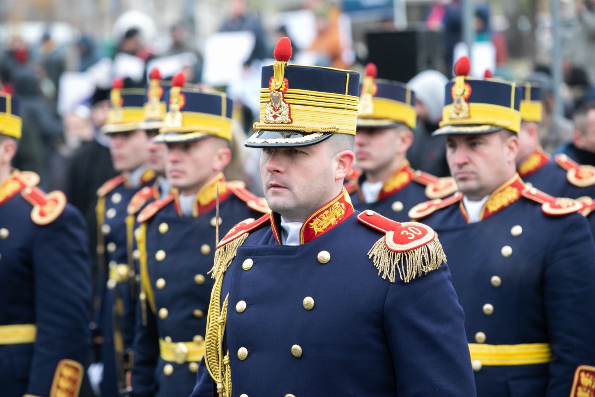 Popas de rugăciune și pomenire în Piața Universității 238772