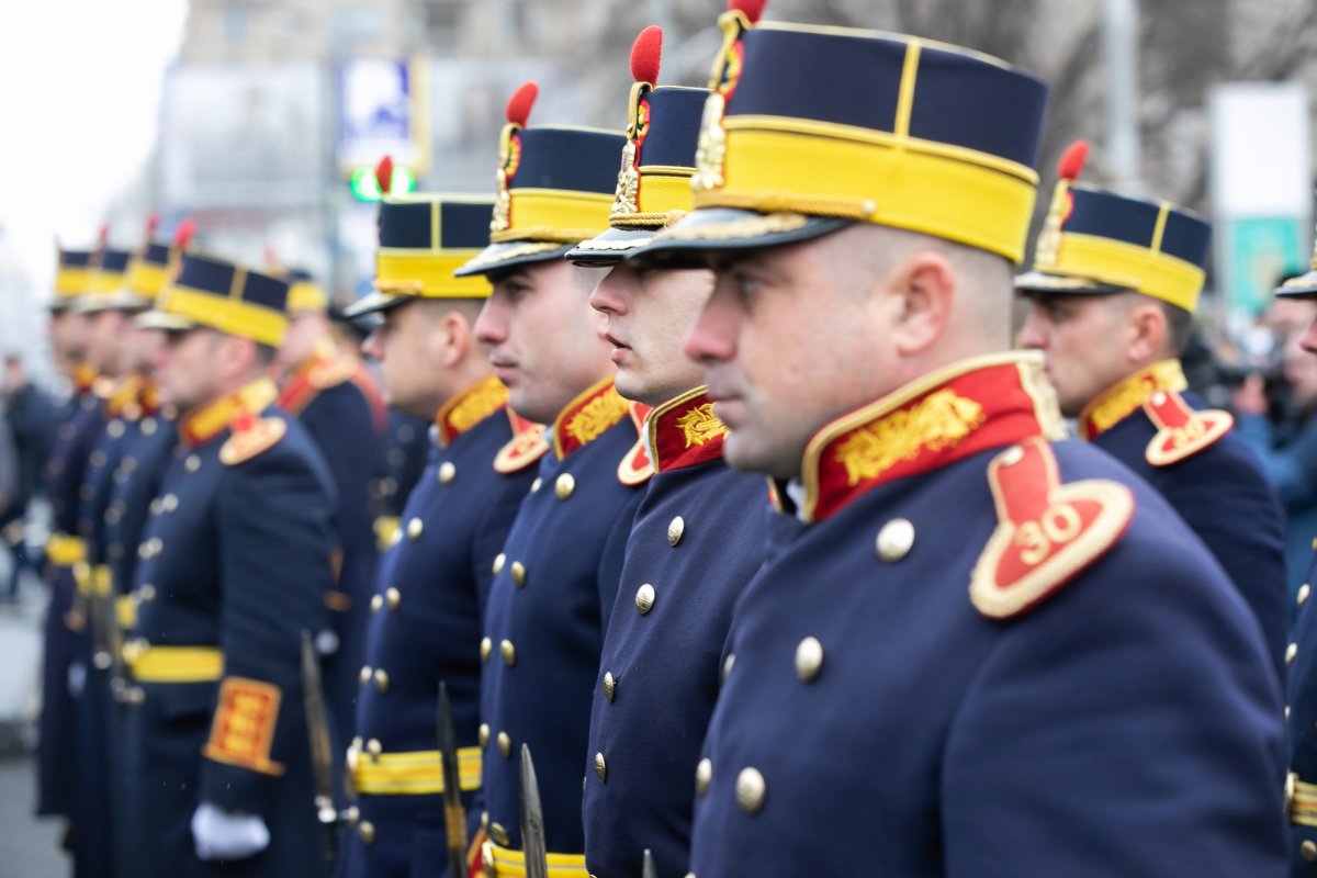 Popas de rugăciune și pomenire în Piața Universității 238773