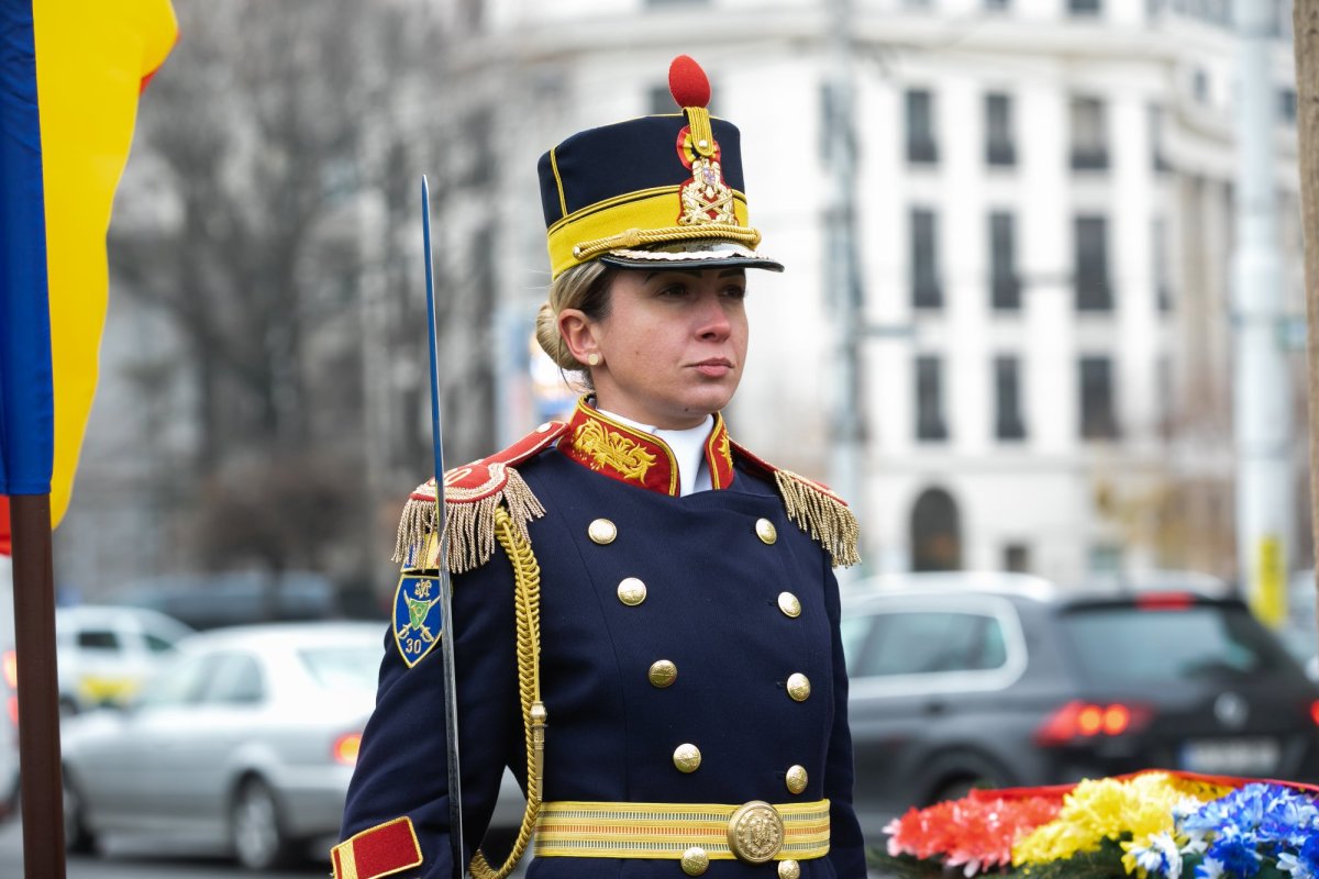 Popas de rugăciune și pomenire în Piața Universității 238774