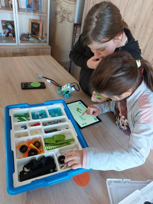 Activități de robotică pentru copii în orașul Victoria, județul Brașov 238955