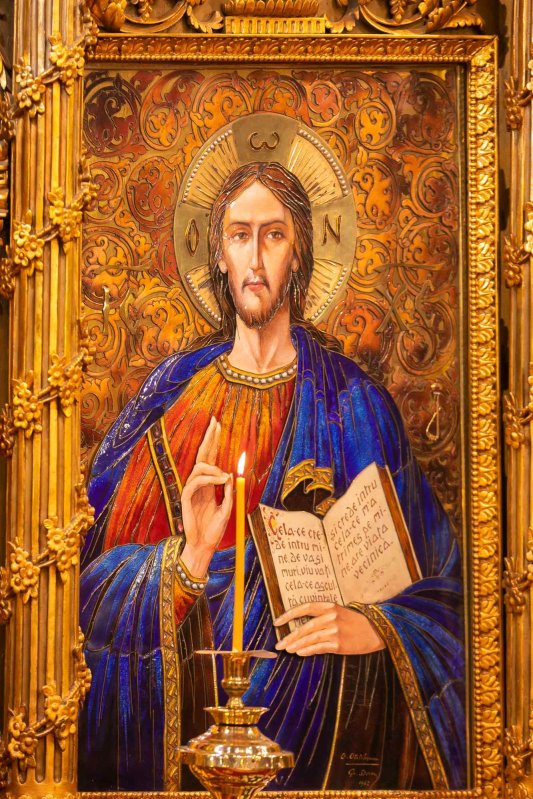 Parastas pentru eroii Revoluţiei române la Catedrala Patriarhală 238970