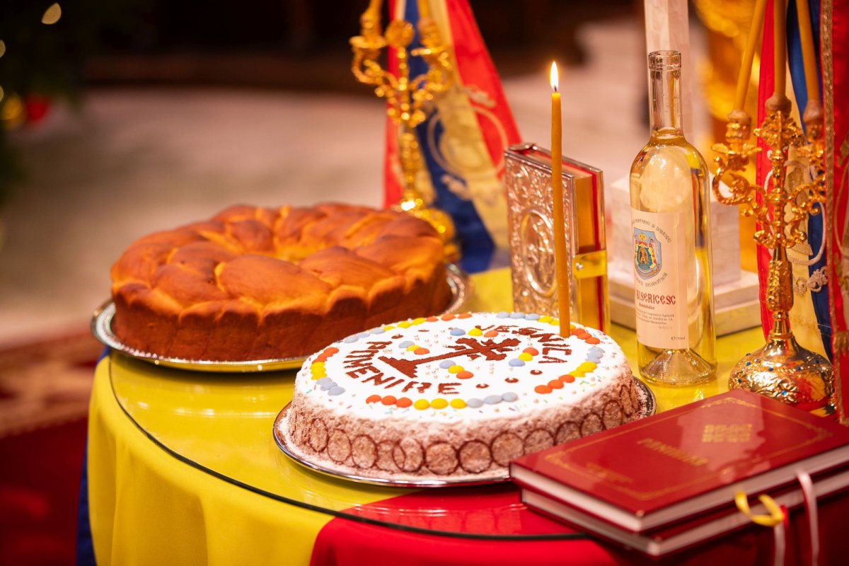 Parastas pentru eroii Revoluţiei române la Catedrala Patriarhală 238972