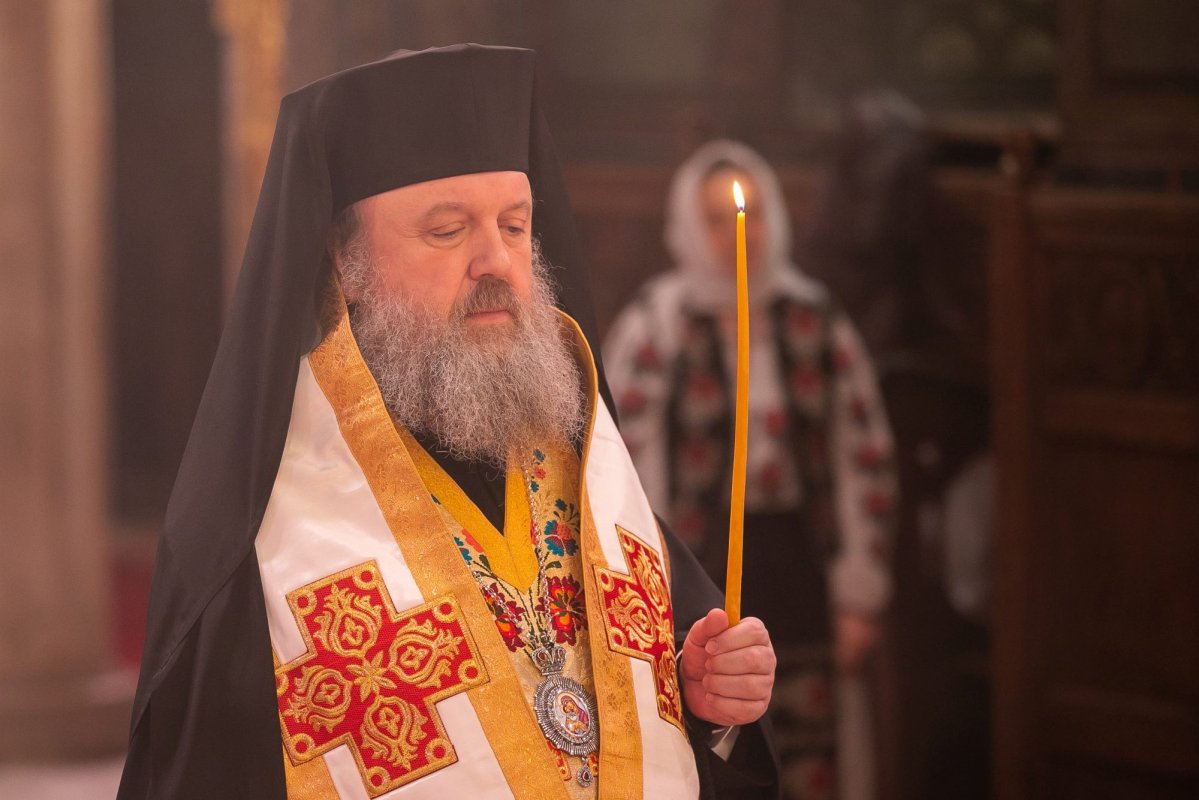 Parastas pentru eroii Revoluţiei române la Catedrala Patriarhală 238977