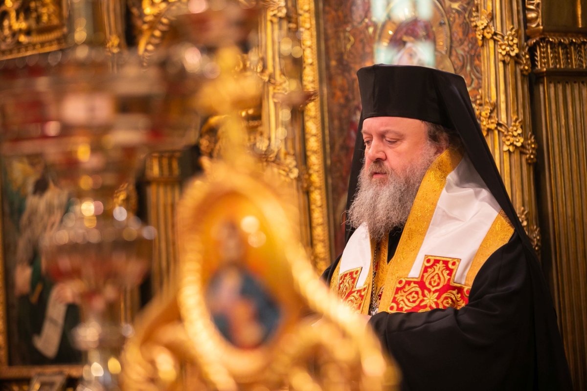 Parastas pentru eroii Revoluţiei române la Catedrala Patriarhală 238987