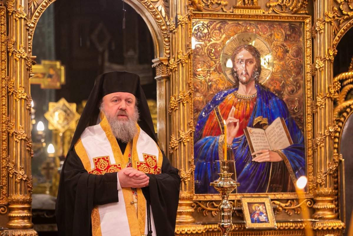 Parastas pentru eroii Revoluţiei române la Catedrala Patriarhală 238989