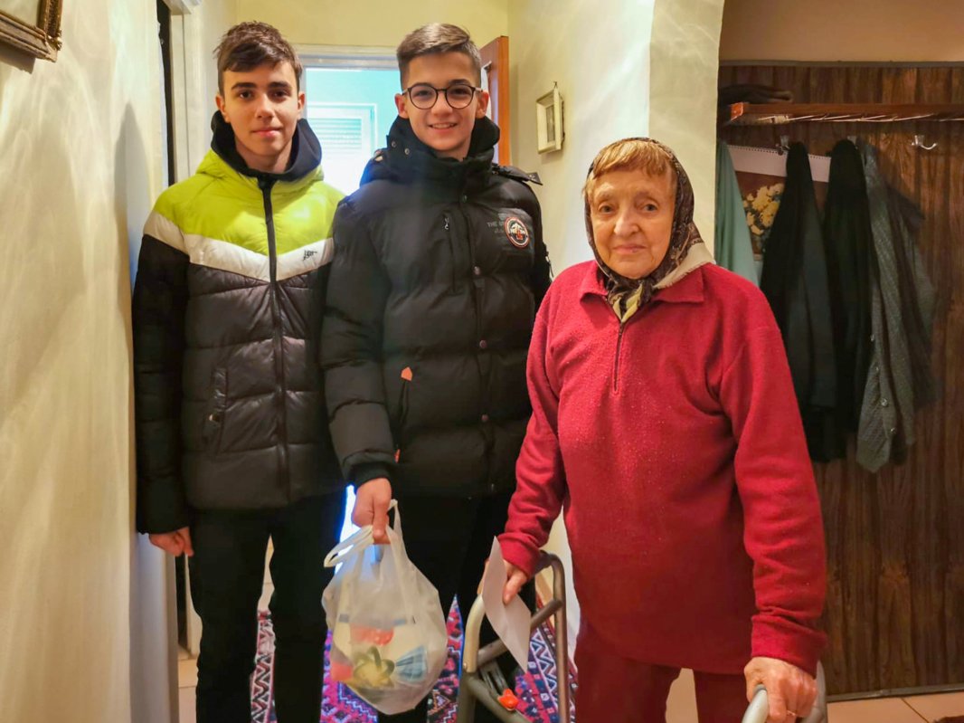 Bucuria dăruirii în Parohia Sfântului Antonie din cartierul Titan 239146