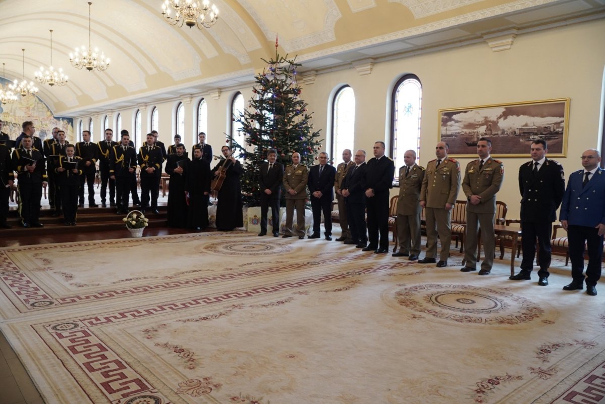 Colindători la Centrul eparhial al Arhiepiscopiei Dunării de Jos 239178