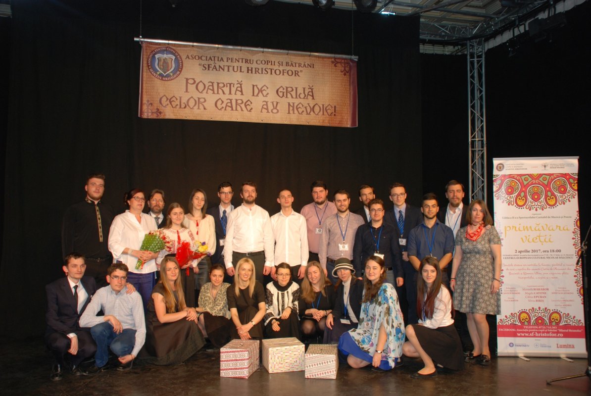 Crăciunul din orfelinat l-a făcut să prețuiască familia și ajutorarea celor suferinzi 238476