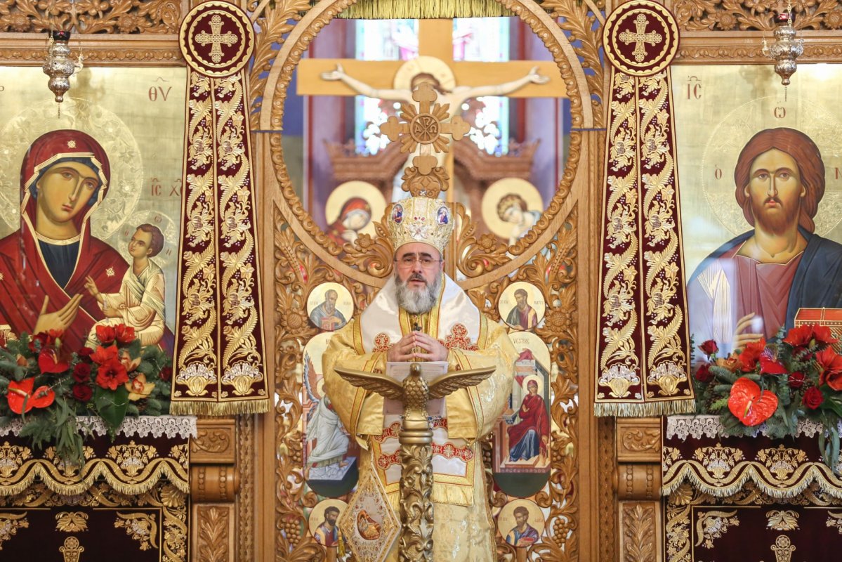 Comuniune de rugăciune la praznicul Nașterii Domnului în Catedrala Arhiepiscopală din Buzău 239387