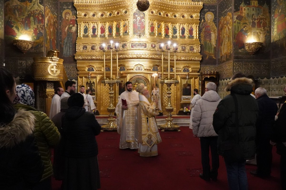 Praznicul Naşterii Domnului la Catedrala Arhiepiscopală din Galaţi 239395