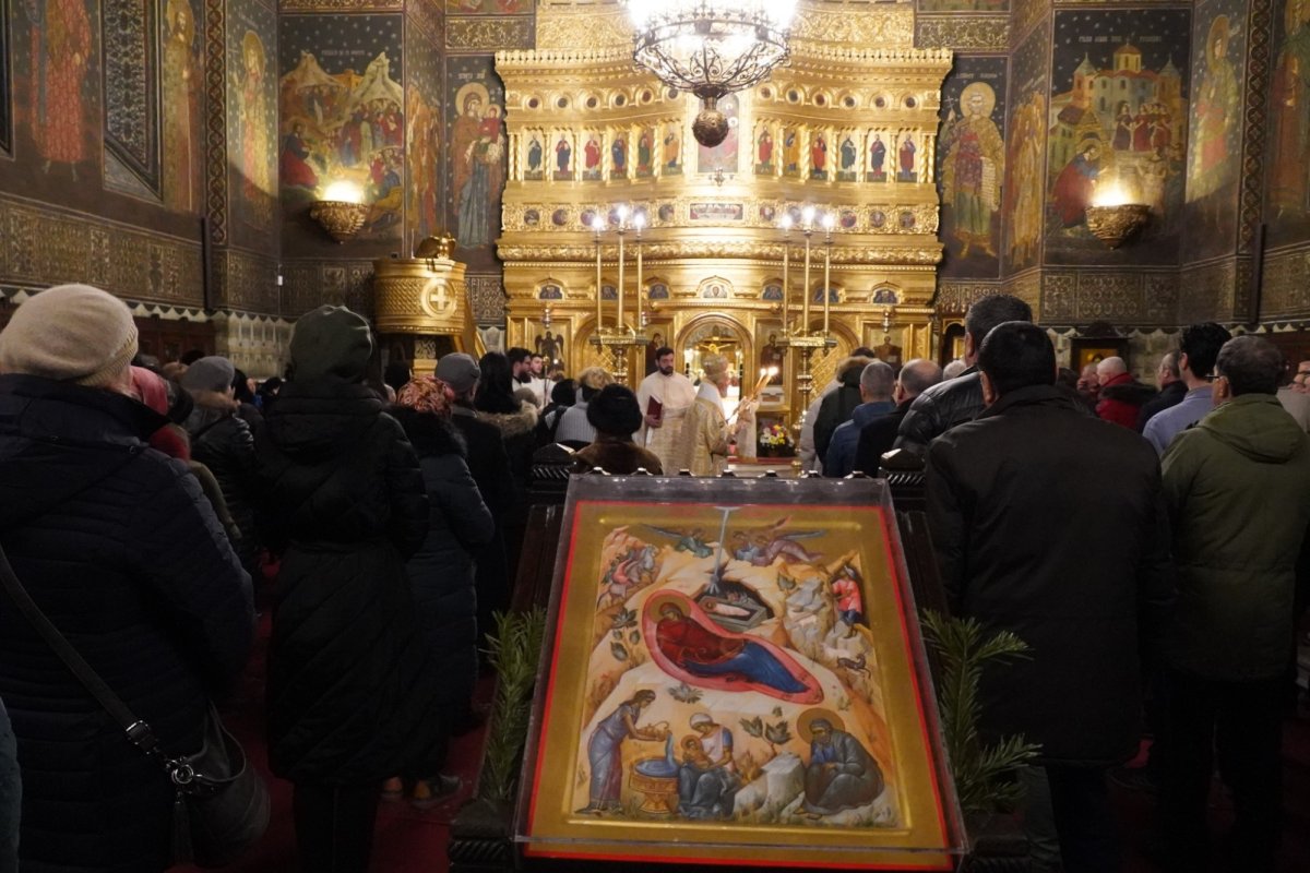 Praznicul Naşterii Domnului la Catedrala Arhiepiscopală din Galaţi 239396
