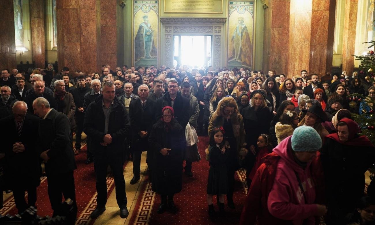 „Cel născut în Betleem Se cheamă Emanuel” 239453