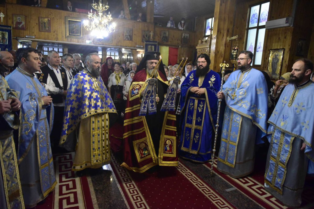 Sărbătoare pentru credincioșii din Brașov în a doua zi de Crăciun 239482