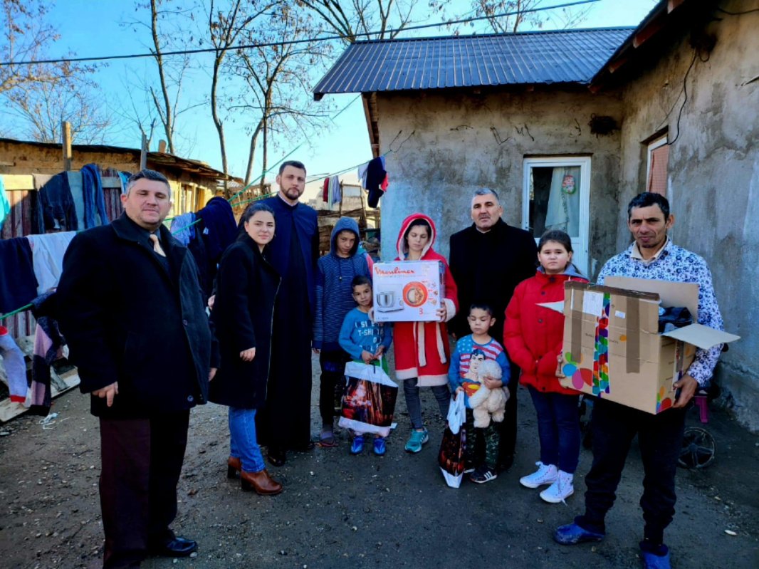 Daruri pentru familii și copii de sărbătoarea Sfântului Ștefan 239559