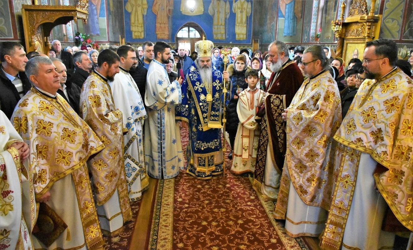 „Dumnezeu nu rămâne niciodată dator” 239520