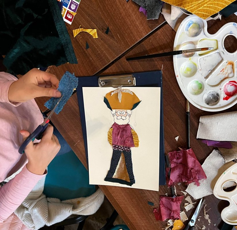 „Îmbracă-l altfel pe Moș Crăciun” 239503