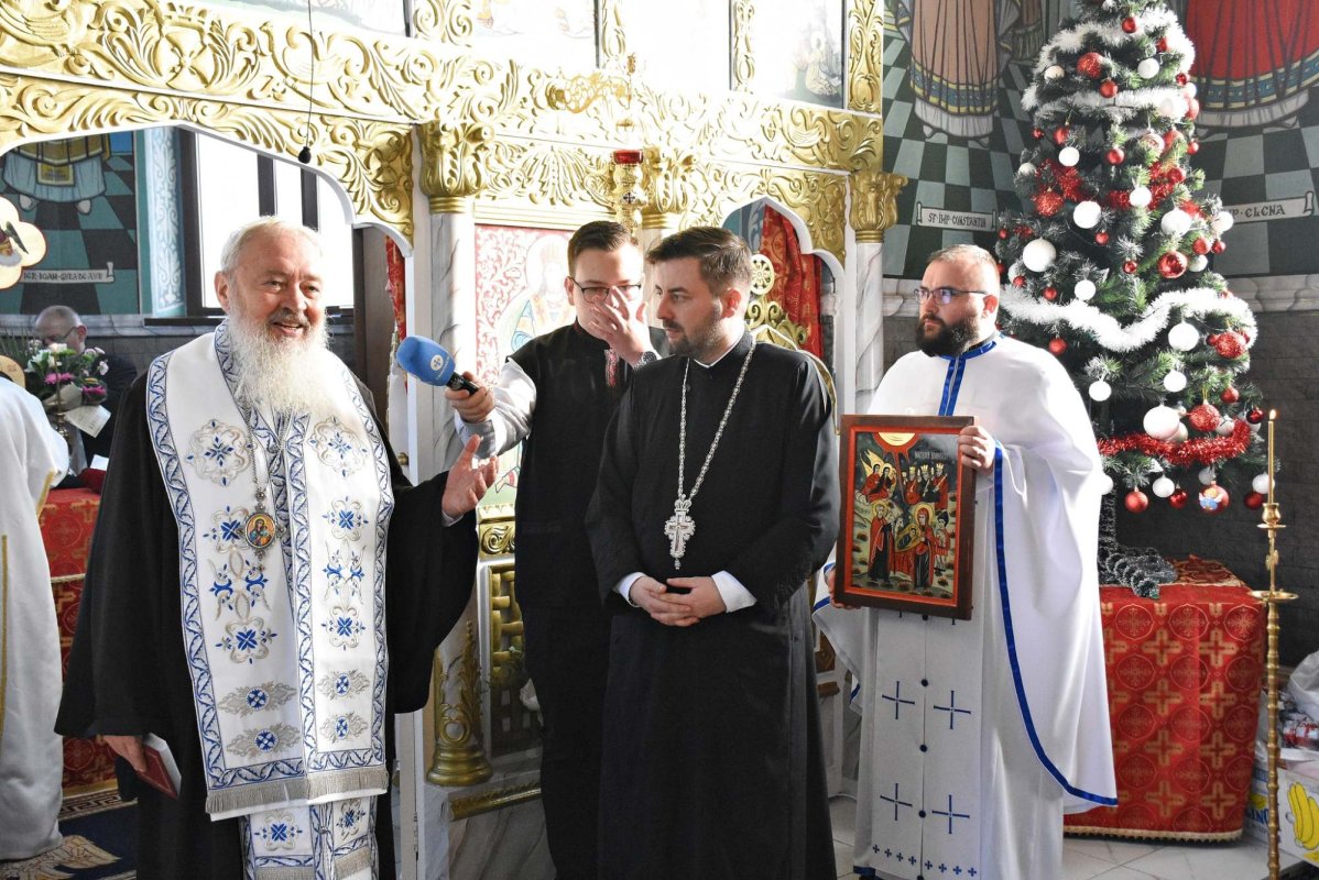 Binecuvântare arhierească în Parohia Mociu I 239629