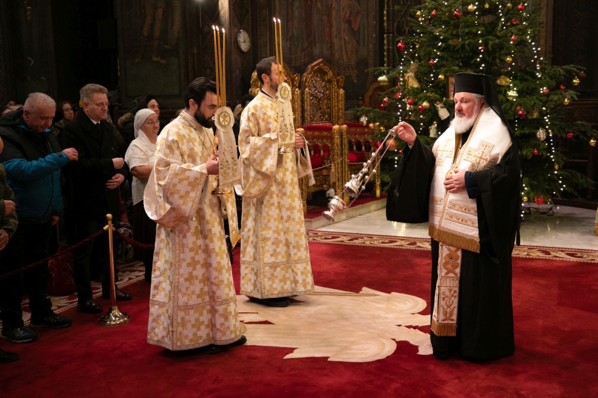 Slujba din noaptea trecerii dintre ani pe Colina Patriarhiei 239768