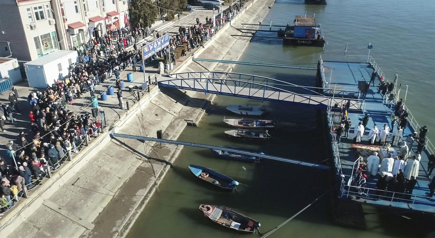 Tradiții de Bobotează la Drobeta-Turnu Severin 240681