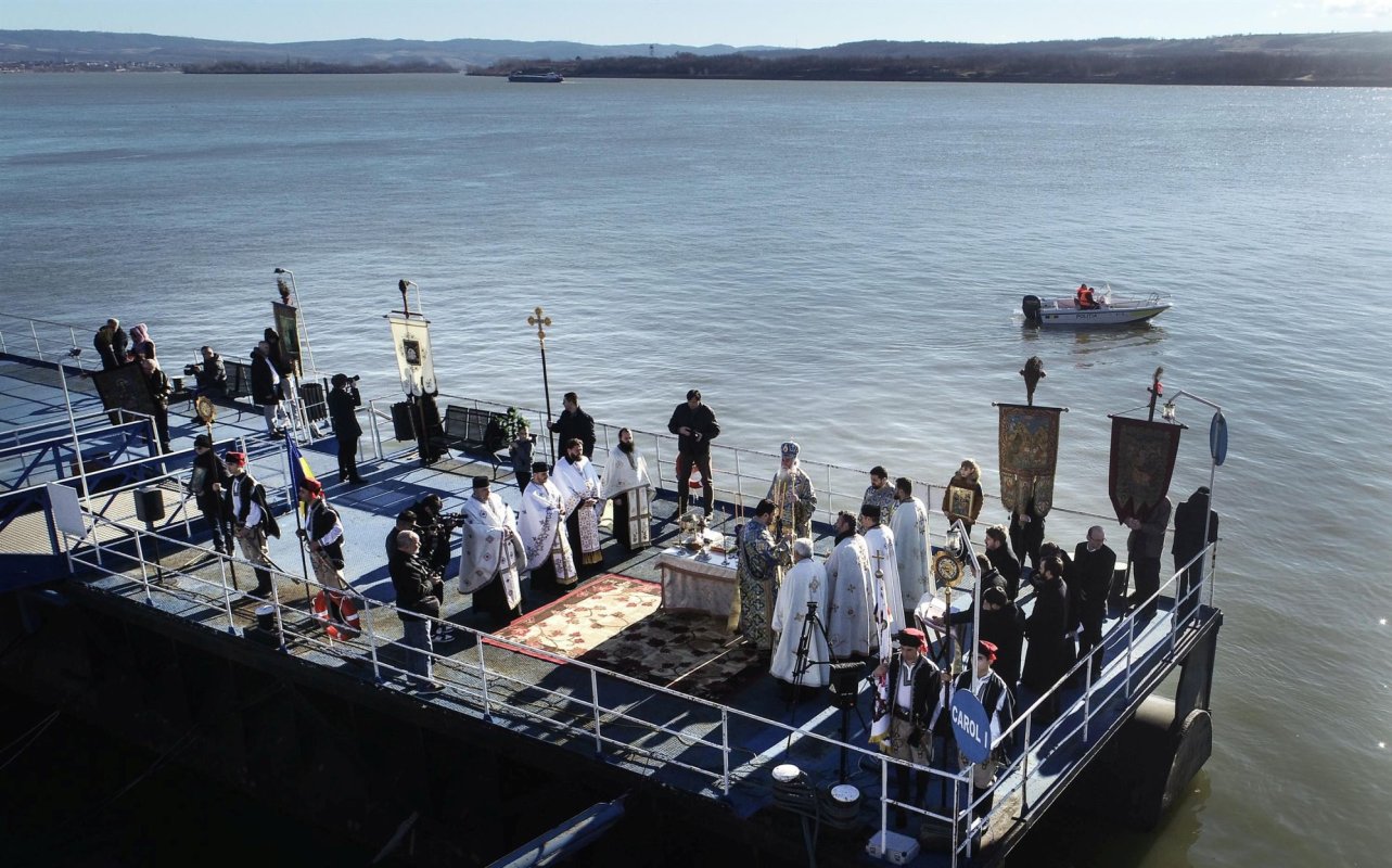 Tradiții de Bobotează la Drobeta-Turnu Severin 240682