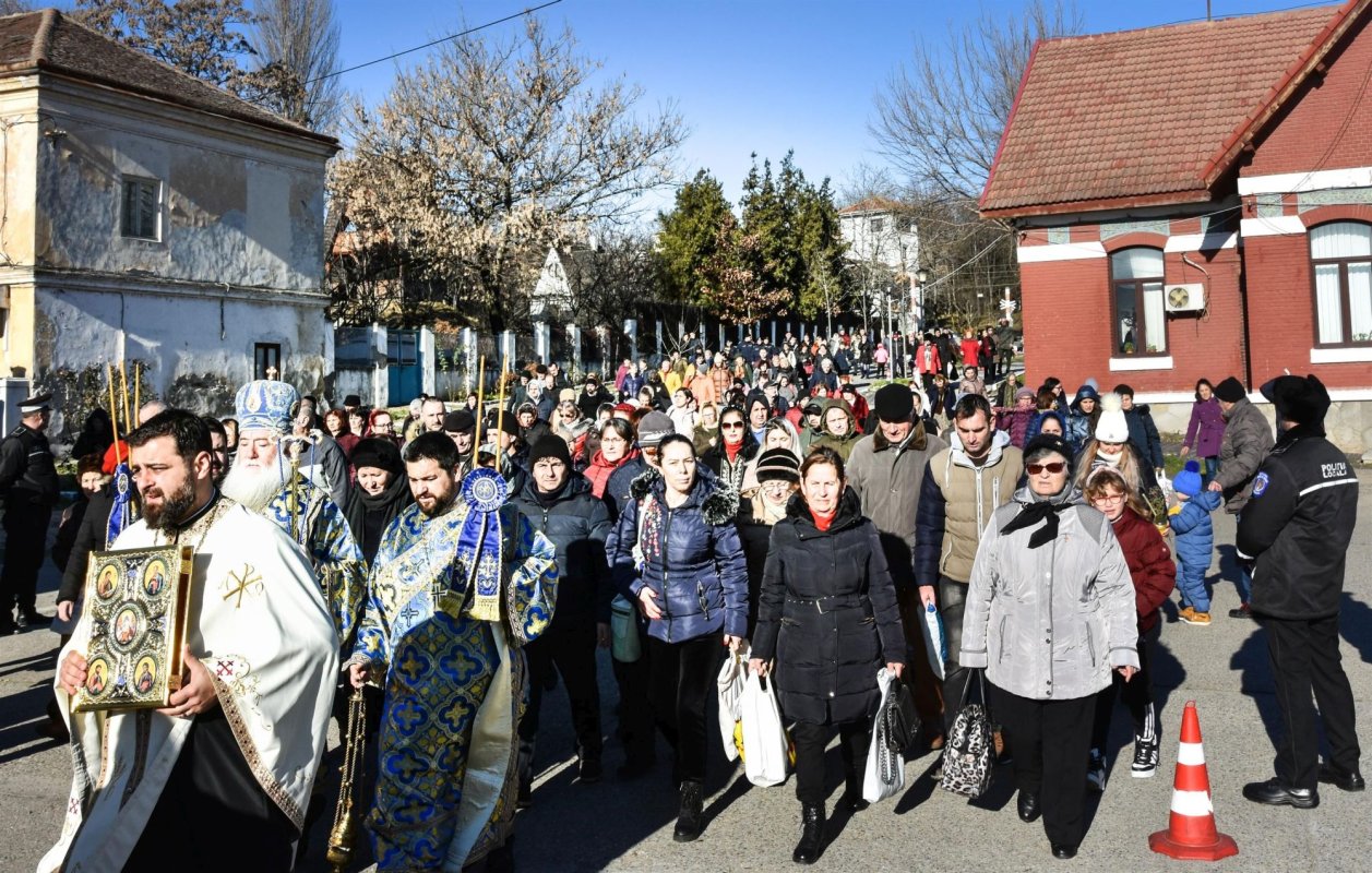 Tradiții de Bobotează la Drobeta-Turnu Severin 240685